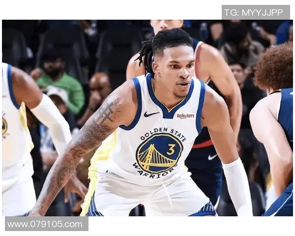 勇士替补挖双核！理查德统治攻守打成最佳配角，霍福德关键球破局